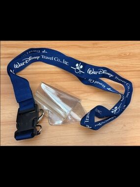 Disney Pin Trading Set of 2 Lanyards Disney Parks, Star Wars